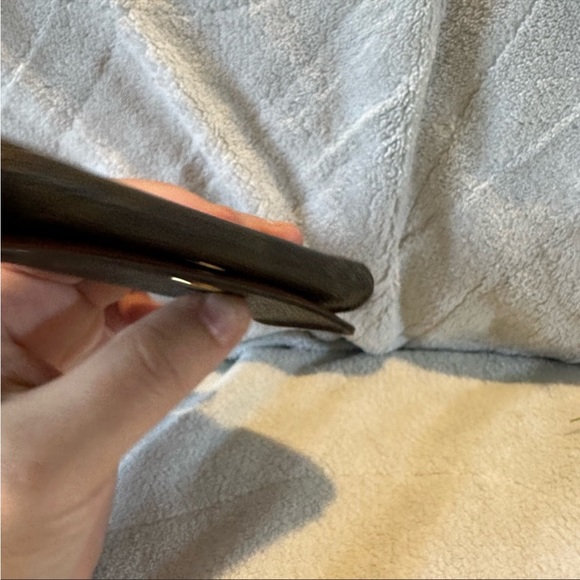 Louis Vuitton monogrammed key holder - Picture 10 of 11